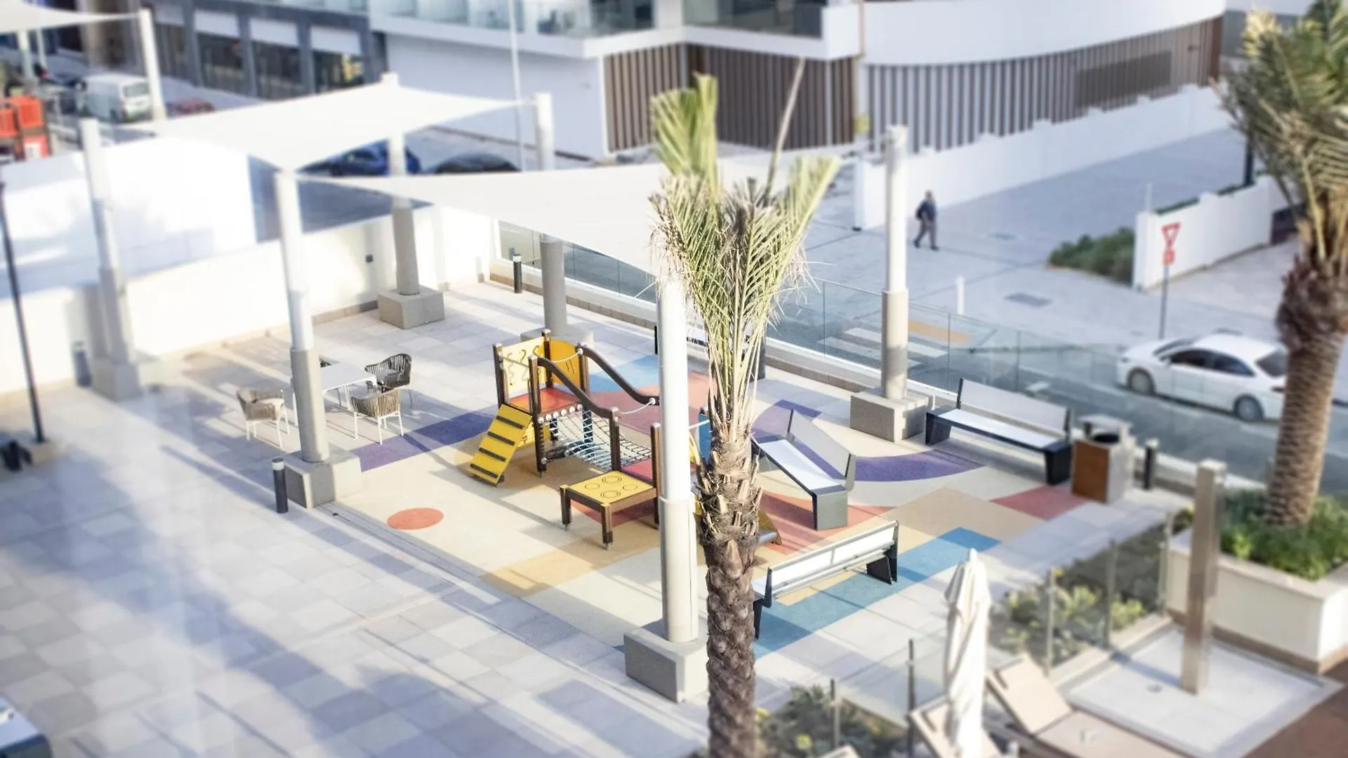 Modern 2Br Near Downtown Sleeps 6 Pool And Gym Apartment Dubai