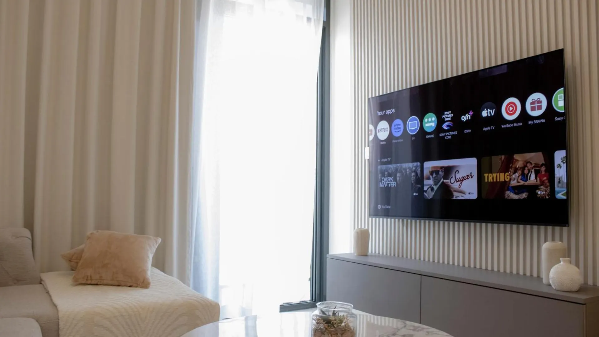 Modern 2Br Near Downtown Sleeps 6 Pool And Gym Apartment Dubai 0*,  United Arab Emirates